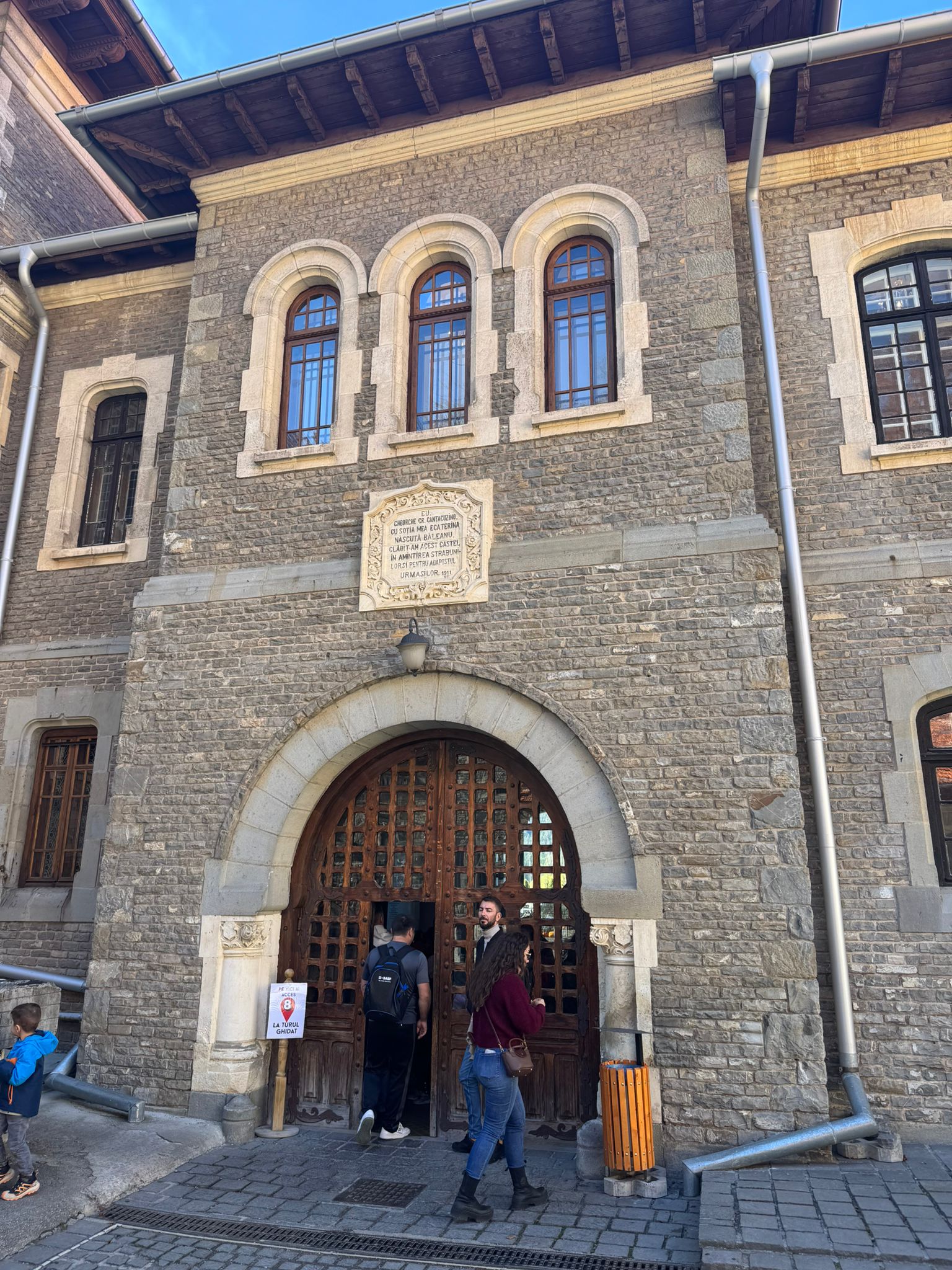 'Castelul Cantacuzino prin ochii unui basarabean' de Vlad Bilețchi